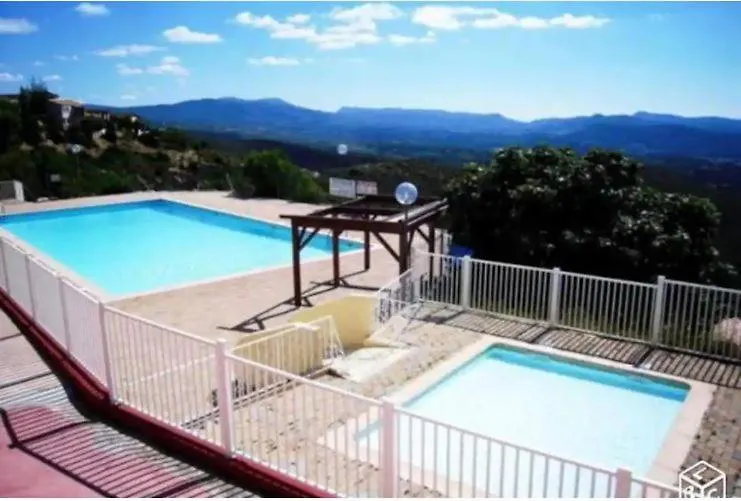 بيت للعطل Jolie Maison, Clim, Residence Avec Piscine A 5Mn Circuit Paul Ricard لو كاستليت
