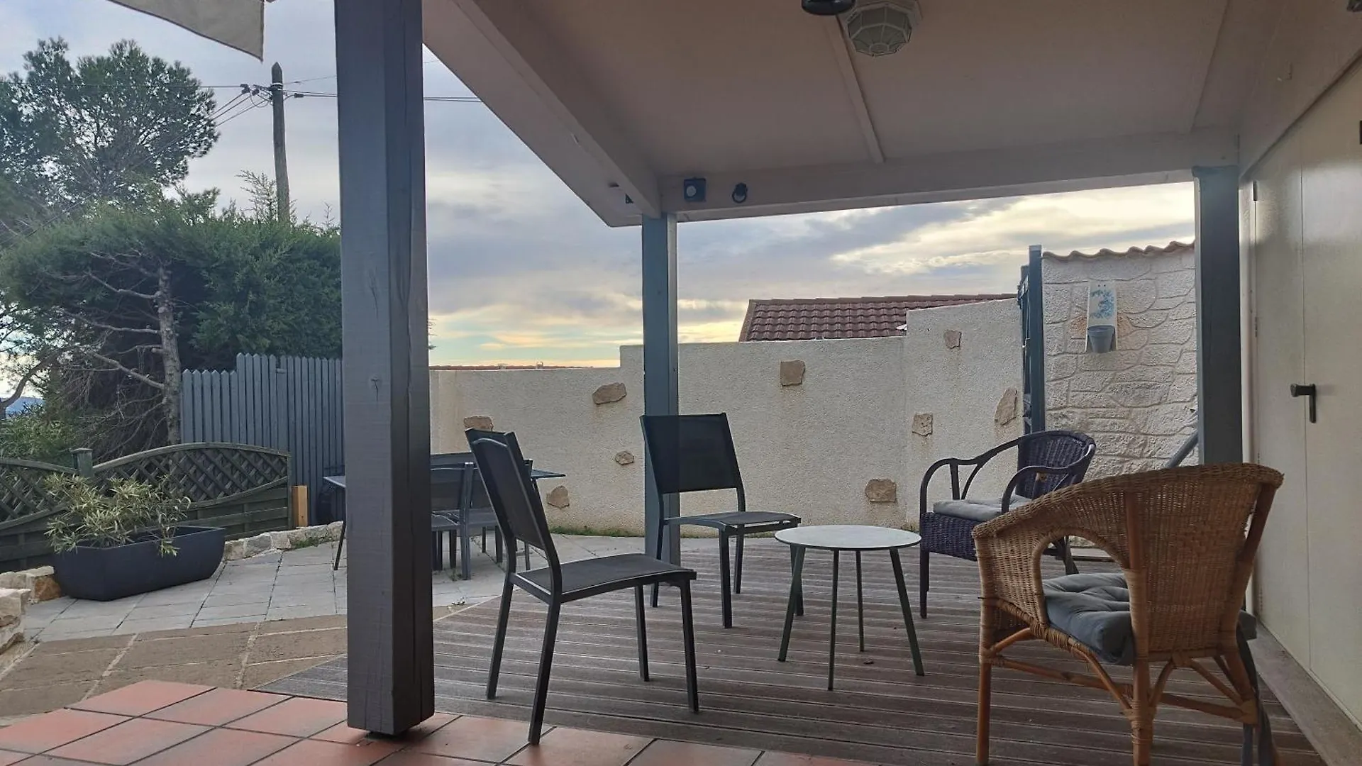 Jolie Maison, Clim, Residence Avec Piscine A 5Mn Circuit Paul Ricard لو كاستليت بيت للعطل